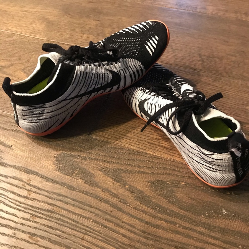 White and black Nike free hyperfeel